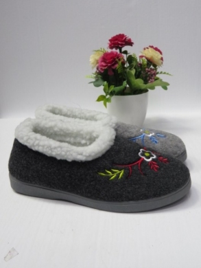 Kapcie damskie ocieplane (37-42) B025-ZM MIX