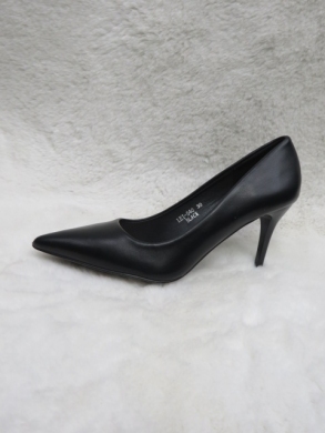 Czółenki damskie na szpilce (36-41) LE-540 BLACK