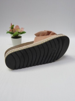 Klapki damskie na koturnie (36-41) BL430 PINK