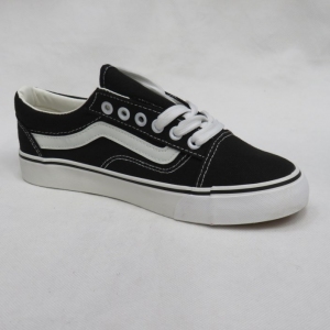 Trampki damskie na płaskim (36-41) DC3-1 BLACK