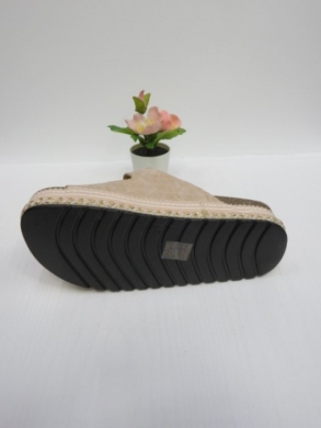 Klapki damskie na koturnie (36-41) FB209 BEIGE