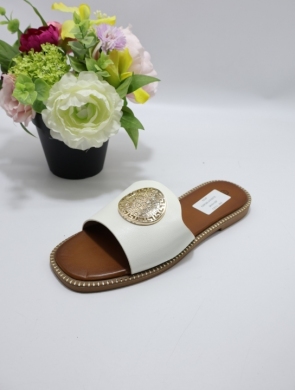 Klapki damskie na płaskim (36-41) GH5162-2 WHITE