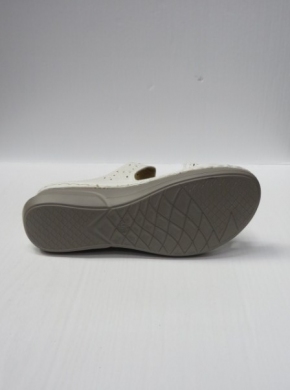 Klapki damskie na koturnie (36-42) W6199-3