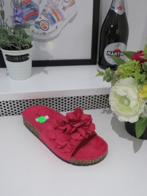 Klapki damskie na płaskim (36-41) TL8-110 FUCHSIA