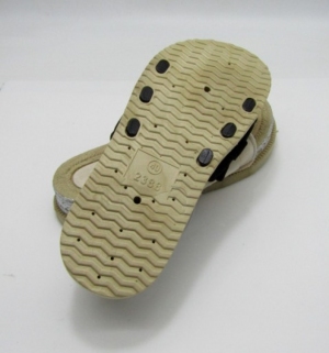 Klapki damskie na płaskim (36-41) XR1009 MIX
