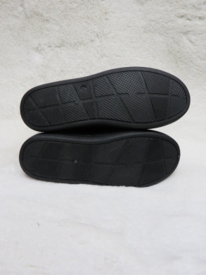 Kapcie damskie ocieplane (37-42) Y02-1 MIX