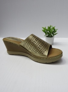 Klapki damskie na koturnie (36-40) 4010 GOLD