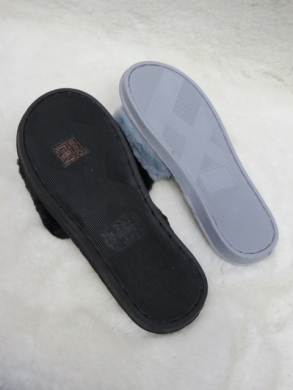Kapcie damskie ocieplane (36-41) 23-1 MIX