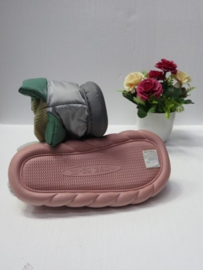 Kapcie damskie ocieplane (36-41) GP-27 MIX