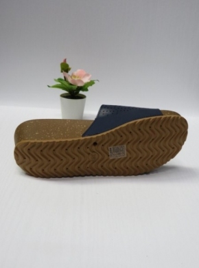 Klapki damskie na koturnie (36-41) DM-18 BLUE