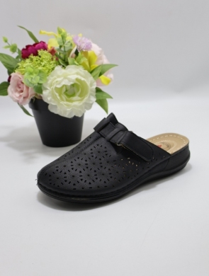 Klapki damskie na koturnie (36-42) C2316-1 BLACK