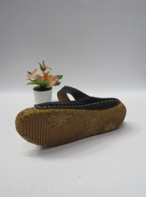 Klapki damskie na koturnie (36-41) 12699-1 BLACK
