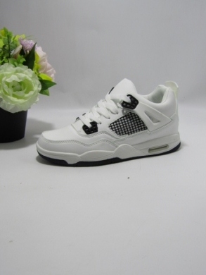 Buty sportowe młodzieżowe (36-41) D660-U WHITE