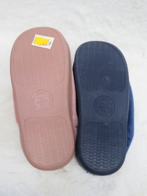 Kapcie damskie ocieplane (36-41) MD3497 MIX