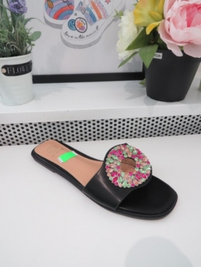 Klapki damskie na płaskim (36-41) LOLA5022 BLACK