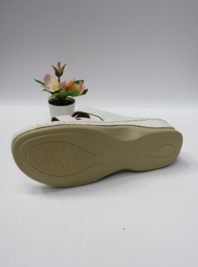 Klapki damskie na koturnie (36-41) 12706-1 WHITE