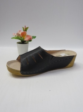 Klapki damskie na koturnie (36-41) C9902-1