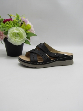 Klapki damskie na koturnie (36-41) O-758 BLACK