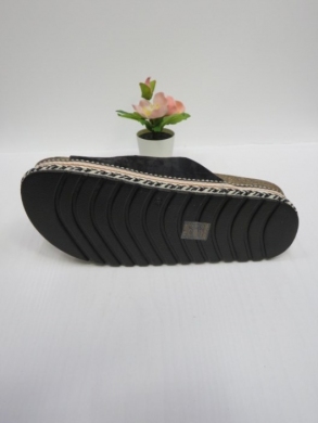 Klapki damskie na koturnie (36-41) FB209 BLACK