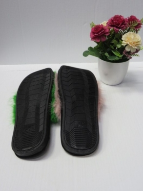 Kapcie damskie ocieplane (36-41) YL-9 MIX
