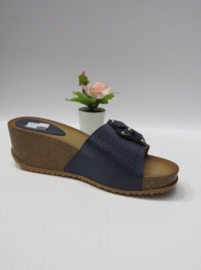 Klapki damskie na koturnie (36-41) DM-18 BLUE
