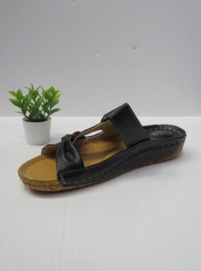 Klapki damskie na koturnie (36-43) 12699-1 BLACK
