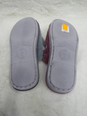 Kapcie damskie ocieplane (36-41) DD1517 MIX