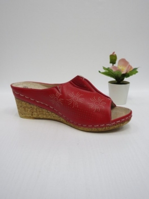 Klapki damskie na koturnie (36-41) C9909-6 RED
