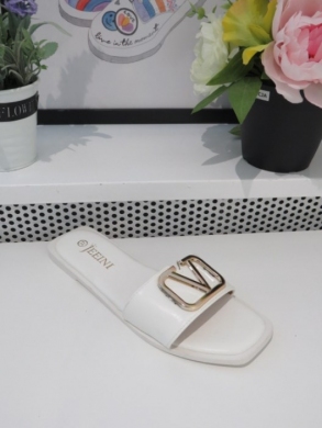 Klapki damskie na płaskim (36-41) 8123 WHITE