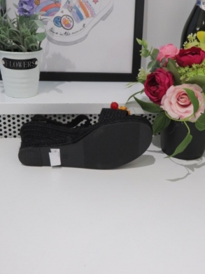 Sandały damskie na koturnie (36-41) C054 BLACK