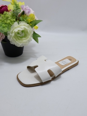 Klapki damskie na płaskim (36-41) F60 WHITE