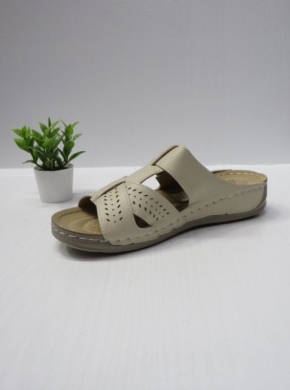 Klapki damskie na koturnie (36-42) 92082-4