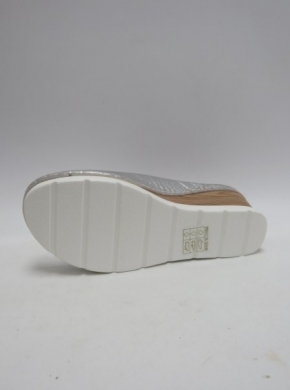 Klapki damskie na koturnie (36-41) N21-695 SILVER