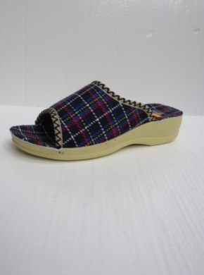 Kapcie damskie (36-41) AA-27