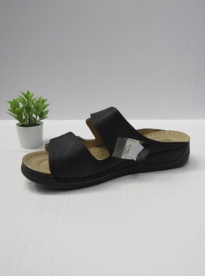 Klapki damskie na koturnie (36-42) CC2222 BLACK