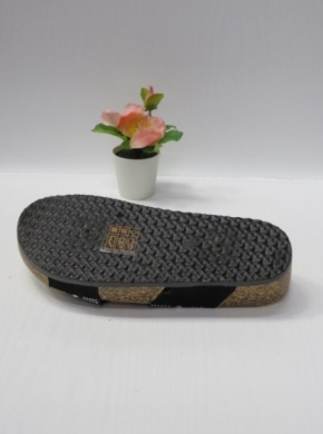 Klapki damskie na koturnie (36-41) FRS-66 BLACK