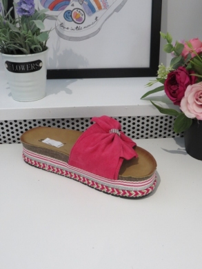 Klapki damskie na koturnie (36-41) TL8-108 FUCHSIA