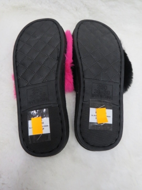 Kapcie damskie ocieplane (36-41) FA18 MIX