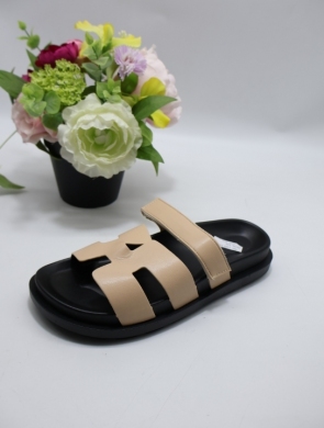 Klapki damskie na płaskim (36-41) 1185 BEIGE