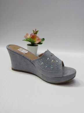 Klapki damskie na koturnie (36-41) B04 GREY