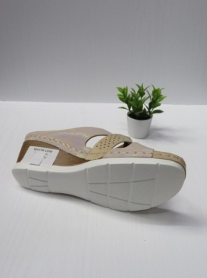 Klapki damskie na koturnie (36-41) N22-896 BEIGE