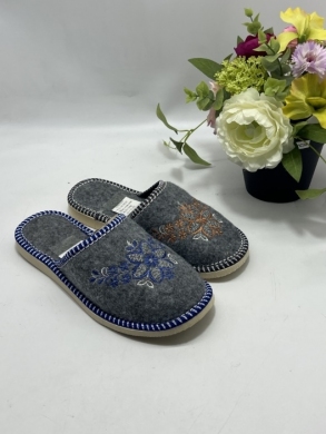 Kapcie damskie (36-41) T-2 MIX