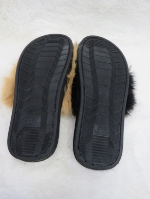 Kapcie damskie ocieplane (36-41) FA86 MIX