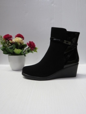 Botki damskie ocieplane na koturnie (36-41) SG-638 BLACK