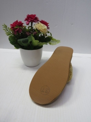 Kapcie damskie ocieplane (36-41) C2K