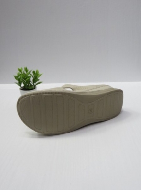 Klapki damskie na koturnie (36-42) CC2229 BEIGE