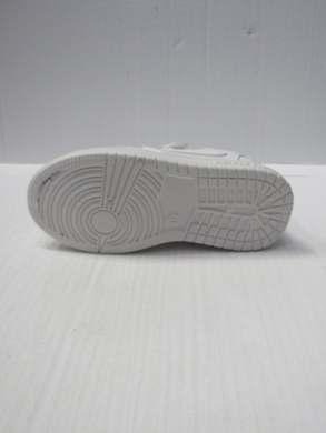 Buty sportowe dziewczęce (25-30) T10995A