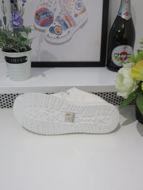 Półbuty damskie na płaskim (36-41) X750 WHITE