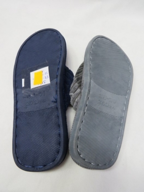 Kapcie damskie ocieplane (36-41) F8-19 MIX