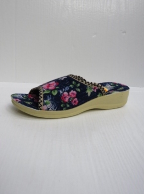 Kapcie damskie (36-41) AA-44